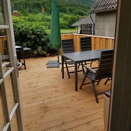 Apartament Ferienhaus Dina